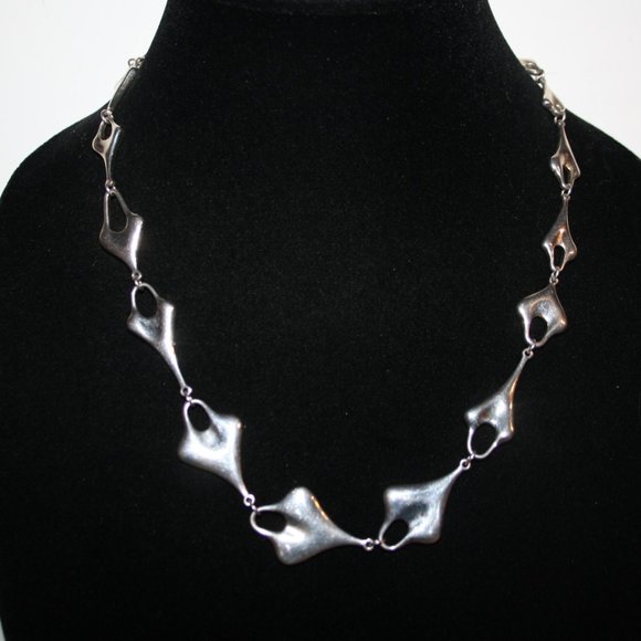 Robert Lee Morris Jewelry - Beautiful sterling silver Robert Lee Morris Heart Link Stingray necklace RLM 20"